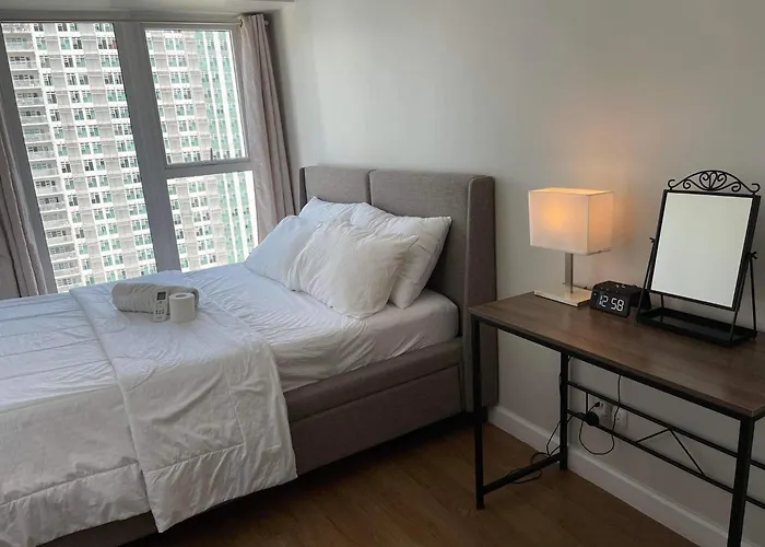 Spacious Stylish With Two Bedrooms, Near Mall * Cebu