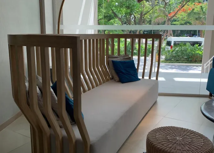 Spacious Stylish With Two Bedrooms, Near Mall Cebu
