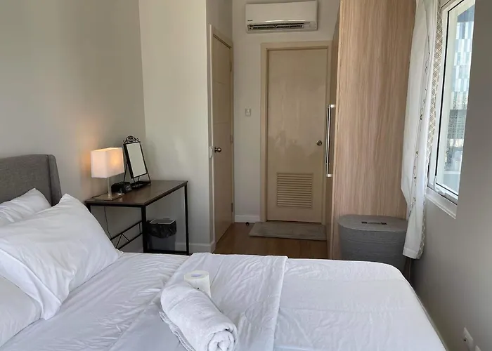 Spacious Stylish With Two Bedrooms, Near Mall * Cebu