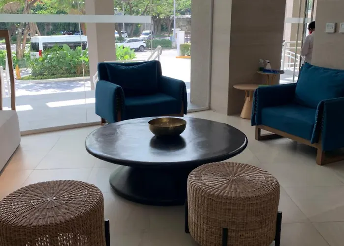 Spacious Stylish With Two Bedrooms, Near Mall Cebu